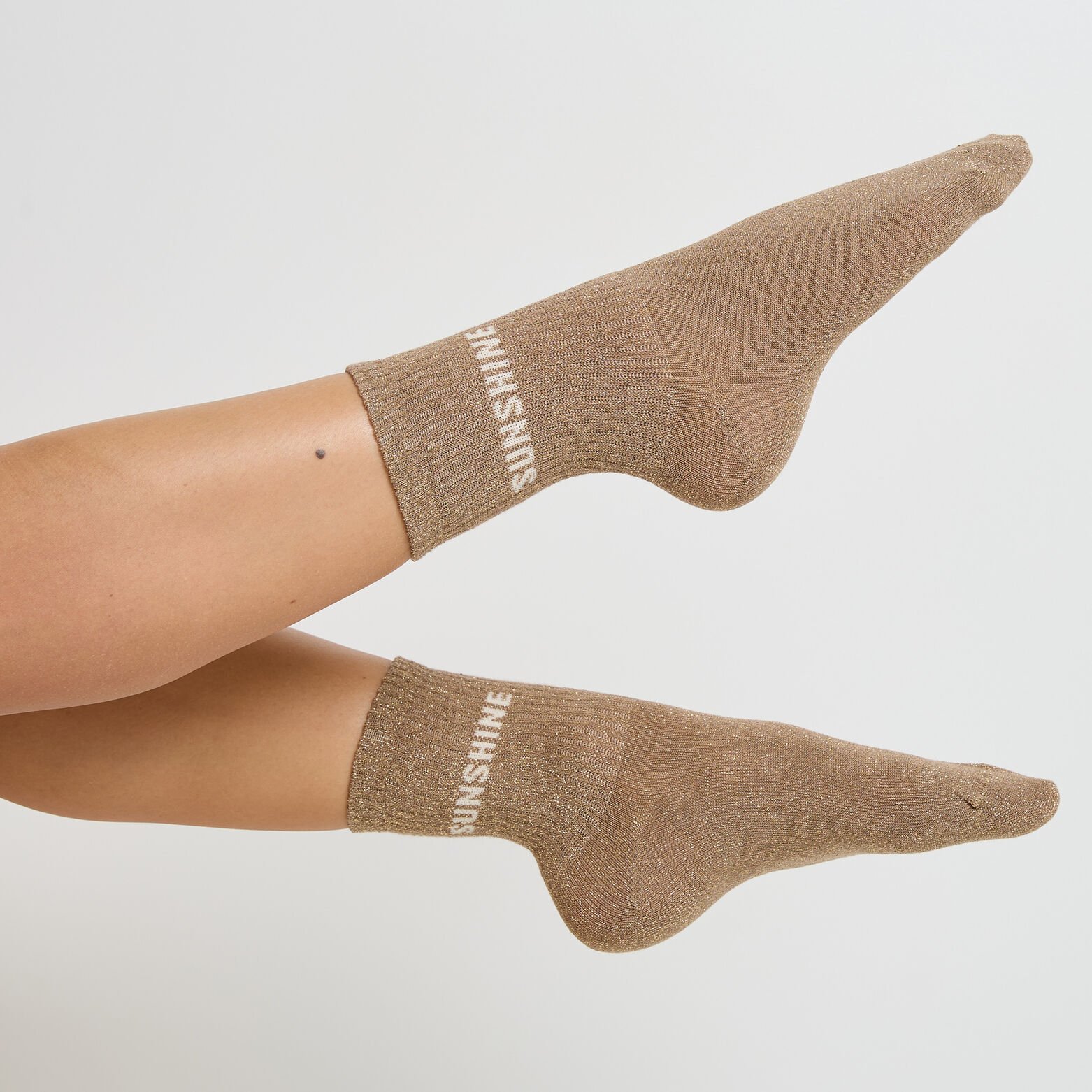 MOTIF PAIRE DE CHAUSSETTES LUREX MARRON