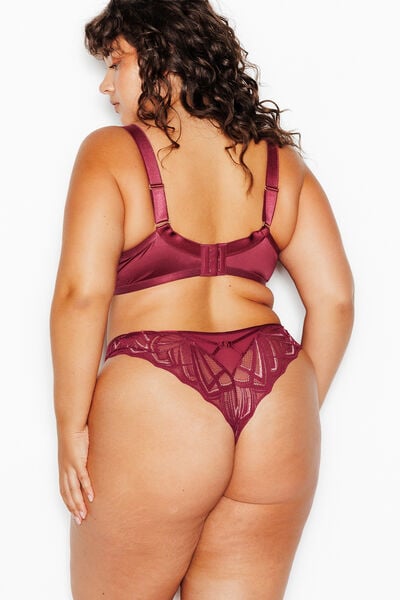TANGA DENTELLE BORDEAUX