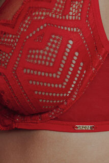 CASSI SOUTIEN-GORGE EMBOITANT ROUGE