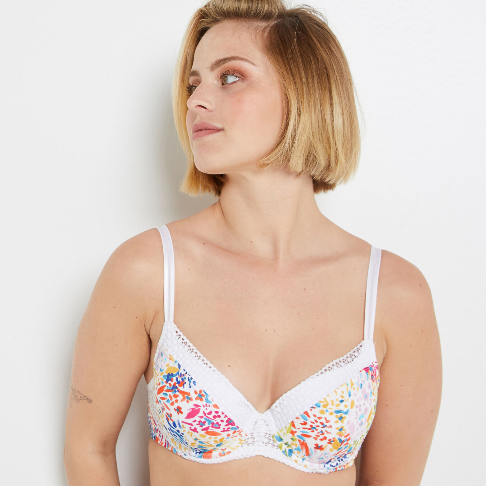 VANITY SOUTIEN GORGE AMPLI EMBOITANT BLANC/ORANGE
