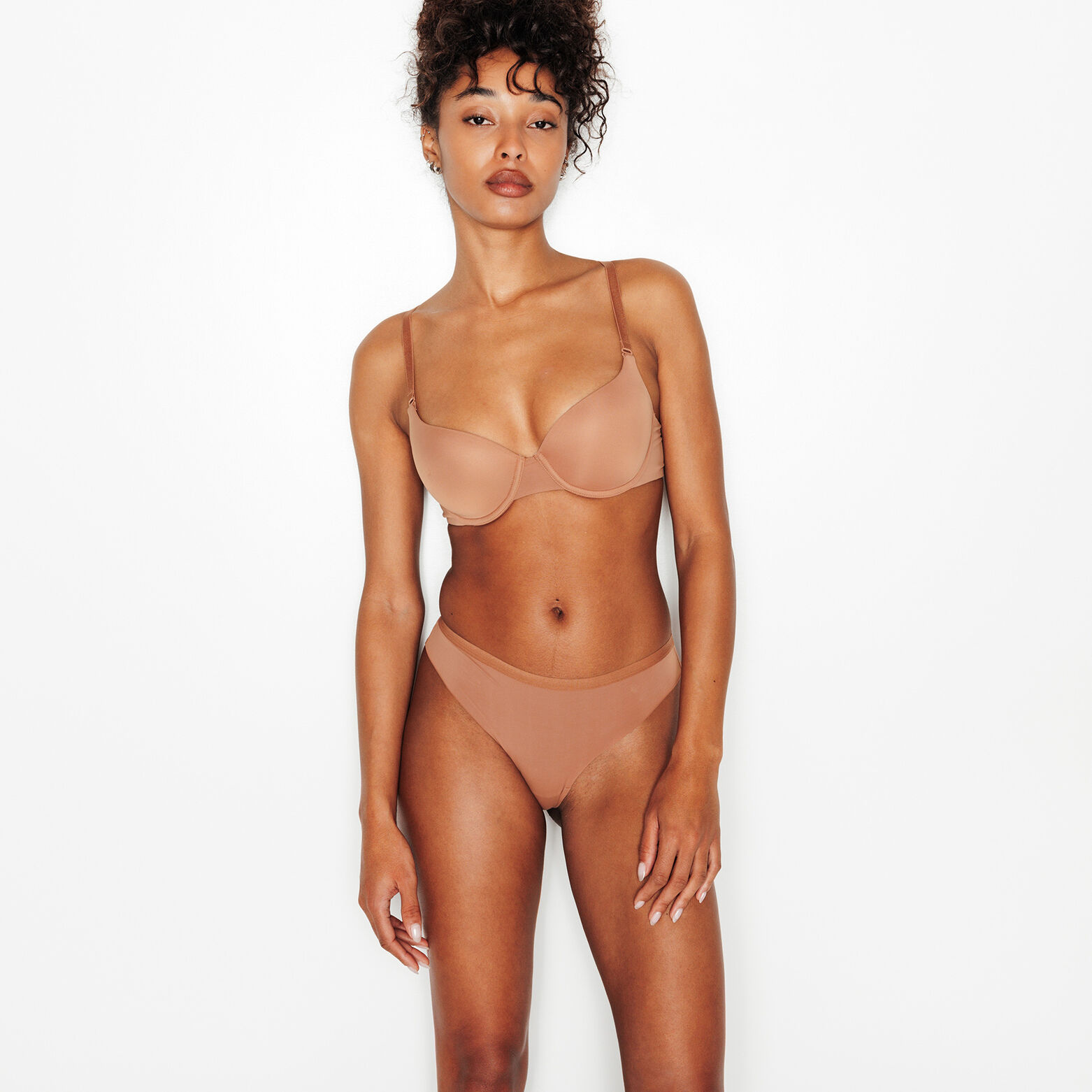 PERFECT TANGA MICROFIBRE PEAU BRONZEE