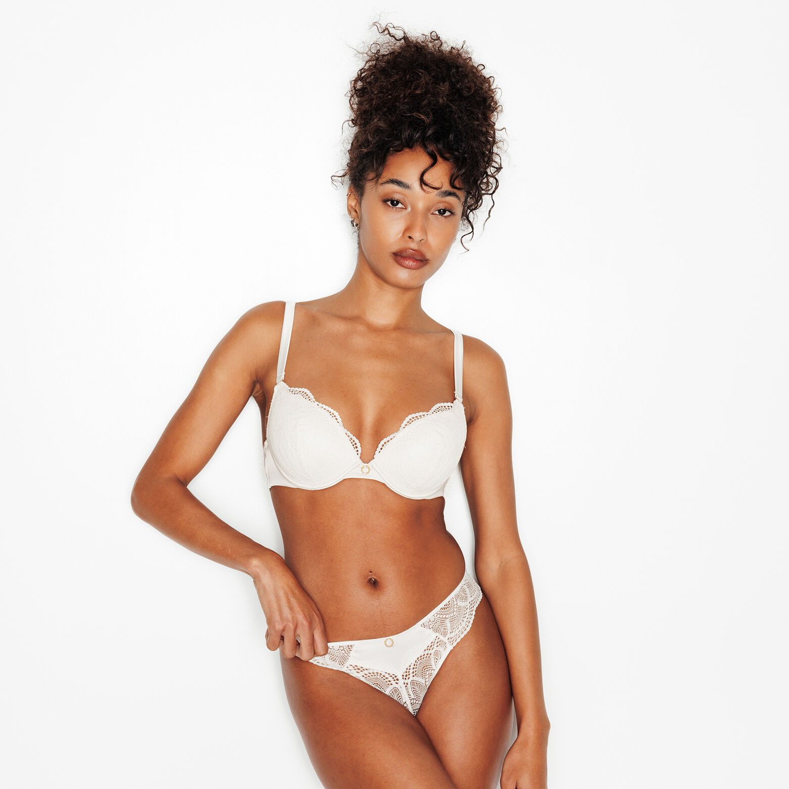 INOUIE SOUTIEN-GORGE AMPLIFORME PUSH-UP BLANC