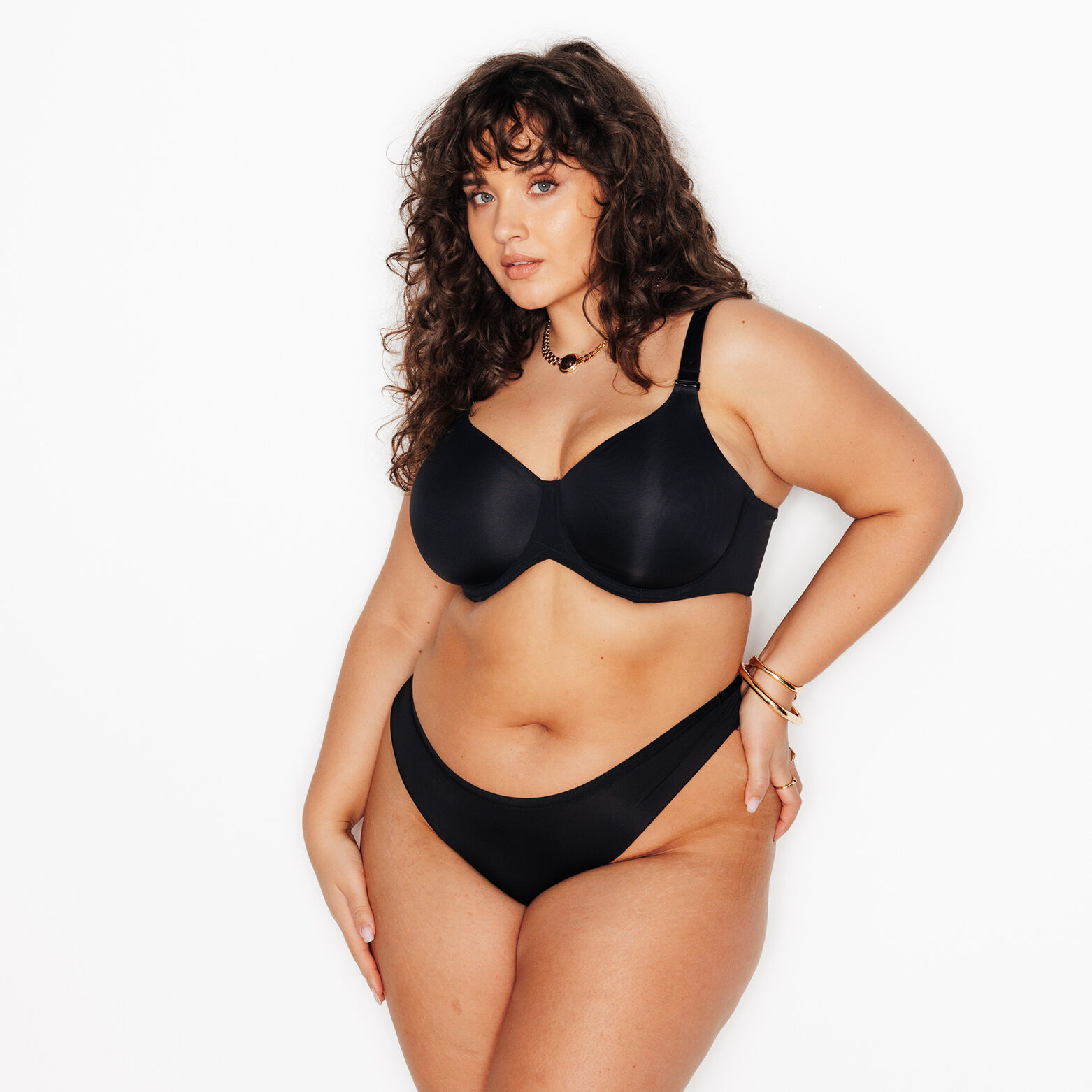 PERFECT SOUTIEN-GORGE EMBOITANT MICROFIBRE NOIR