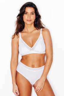 INFINITY SOUTIEN-GORGE SANS ARMATURES BLANC