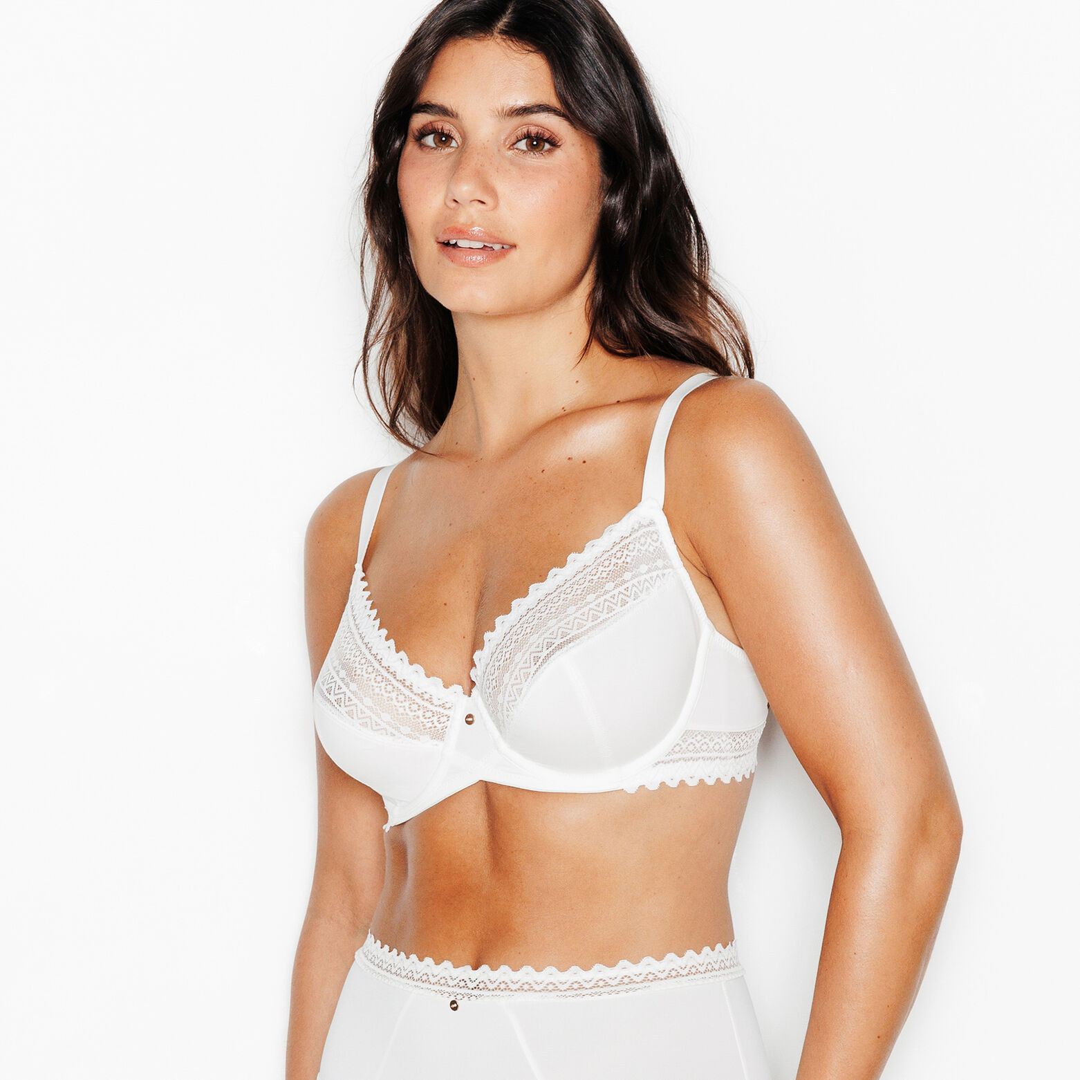 DOUCE SOUTIEN-GORGE EMBOITANT MICROFIBRE ECRU