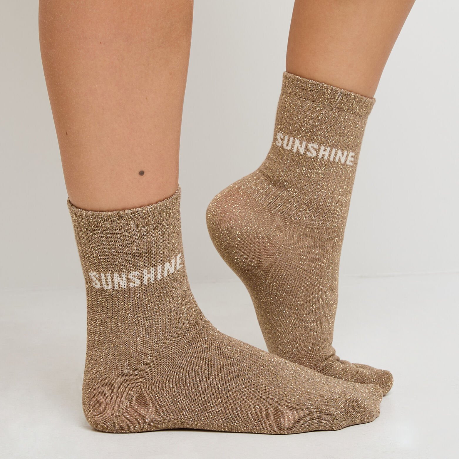 MOTIF PAIRE DE CHAUSSETTES LUREX MARRON