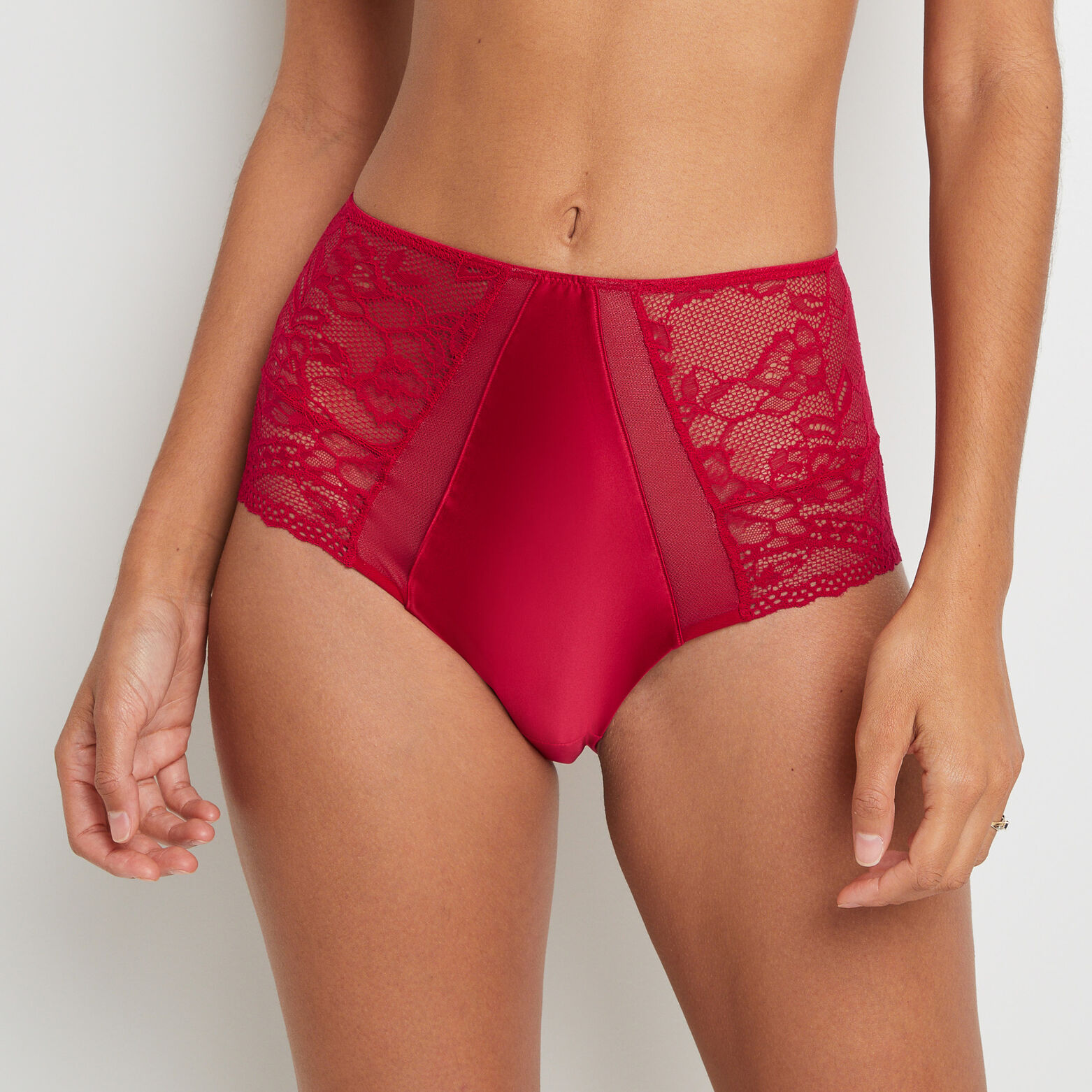 TRINITY CULOTTE TAILLE HAUTE DENTELLE ROUGE