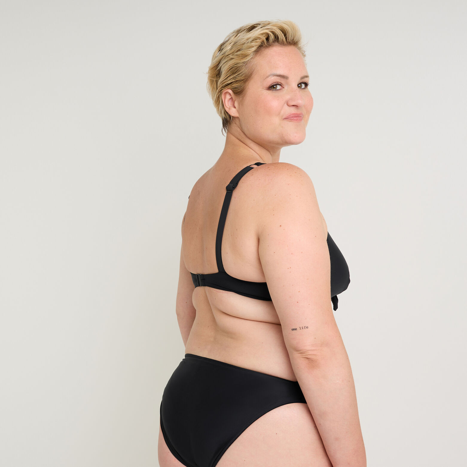 LESLIE MAILLOT DE BAIN TRIANGLE POST OP NOIR