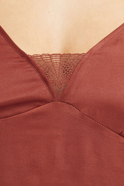 CARAMEL NUISETTE SATIN ROUGE