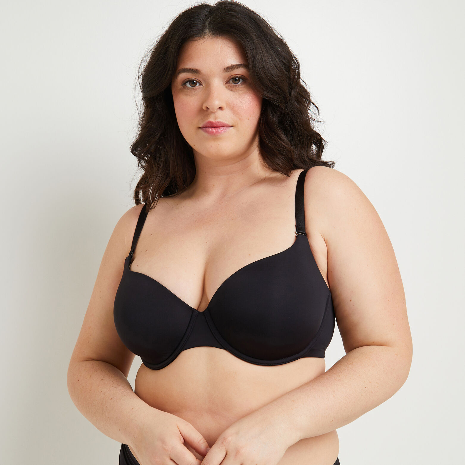 PERFECT SOUTIEN-GORGE AMPLIFORME MICROFIBRE NOIR