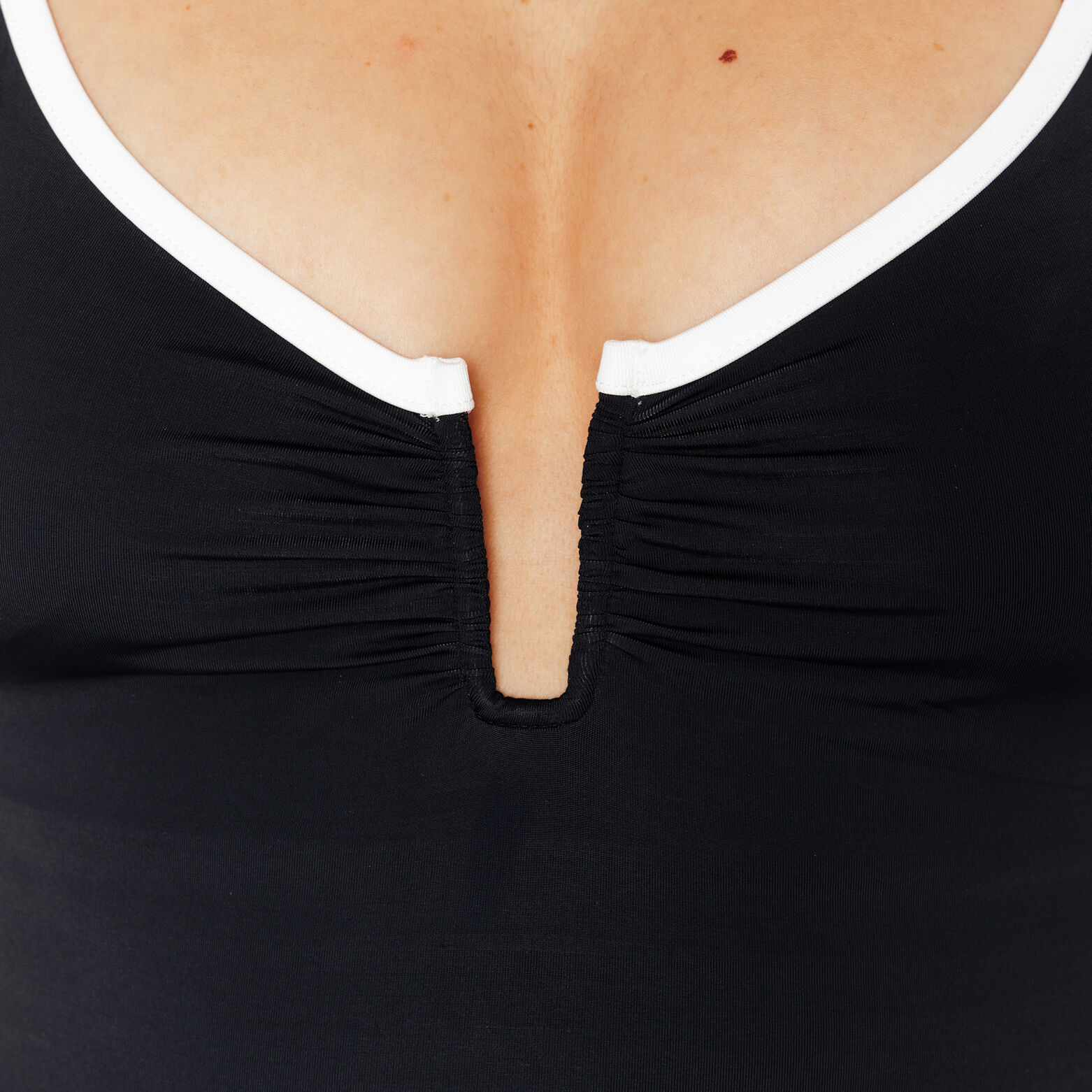 NOELI Maillot de bain 1 Pi&egrave;ce triangle NOIR