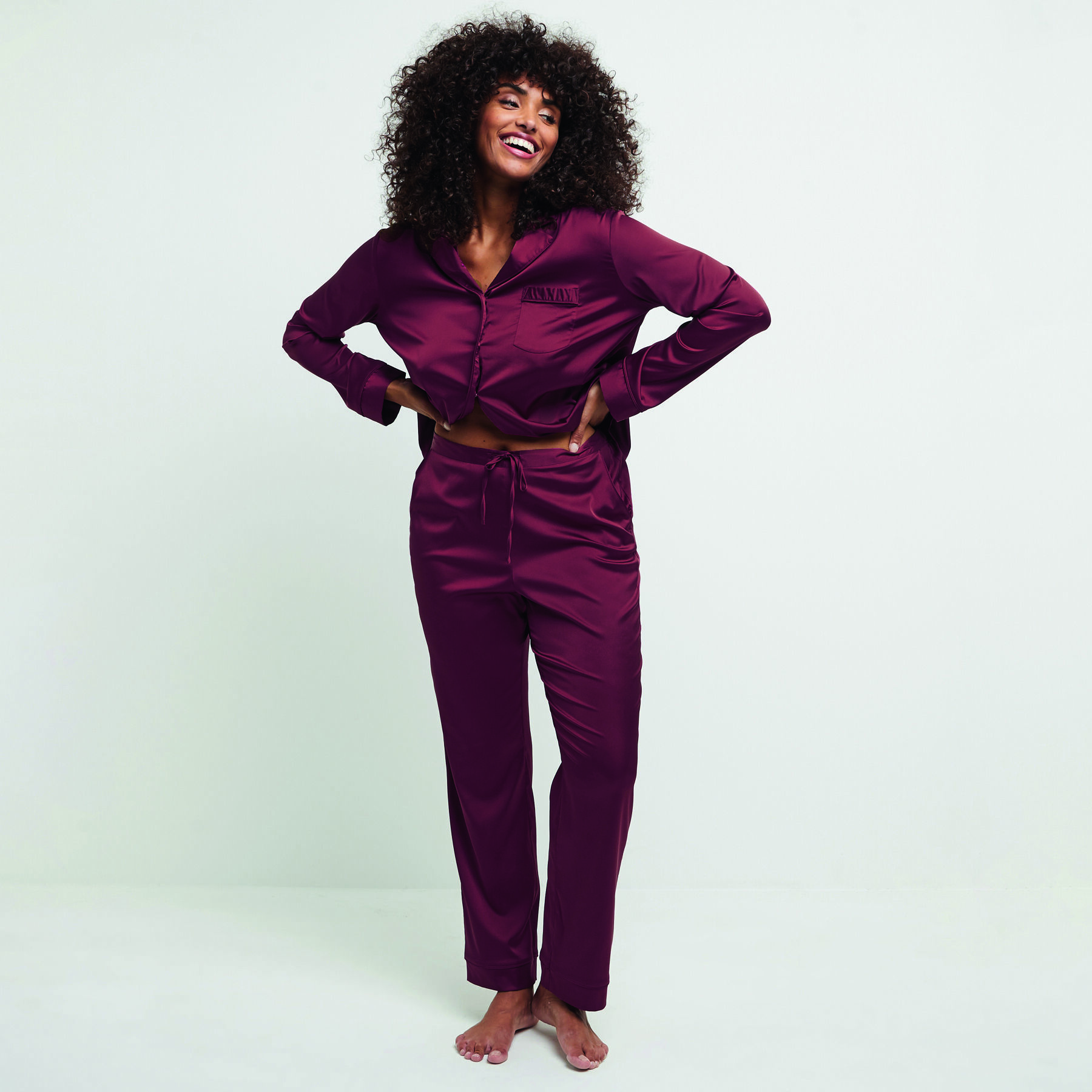 Pyjama satin rouge femme deals