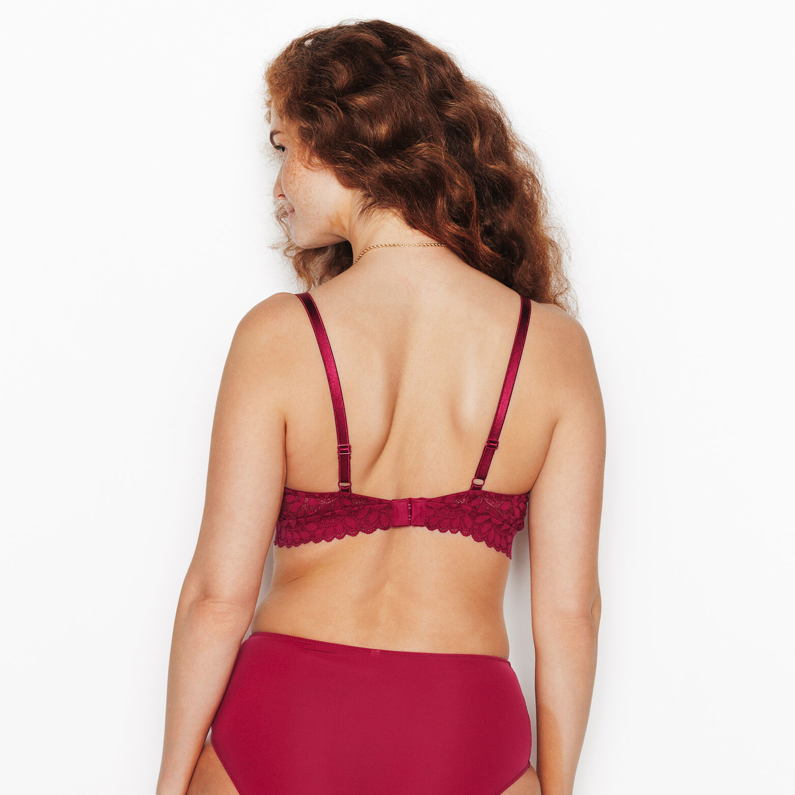 ISADORA SOUTIEN-GORGE SANS ARMATURE BORDEAUX