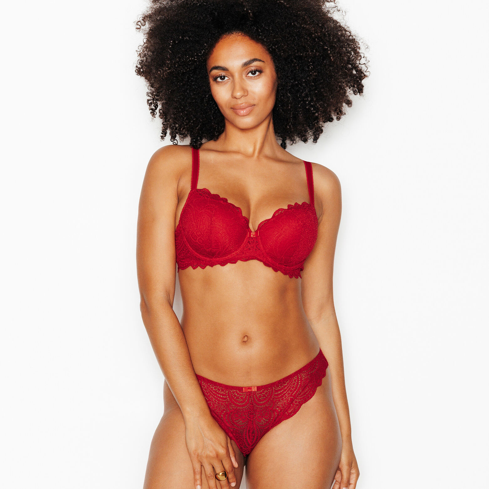 DENTELLE SOUTIEN-GORGE AMPLI DENTELLE ROUGE