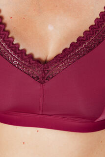 DOUCE Soutien-gorge Post op&eacute;ratoire Triangle BORDEAUX