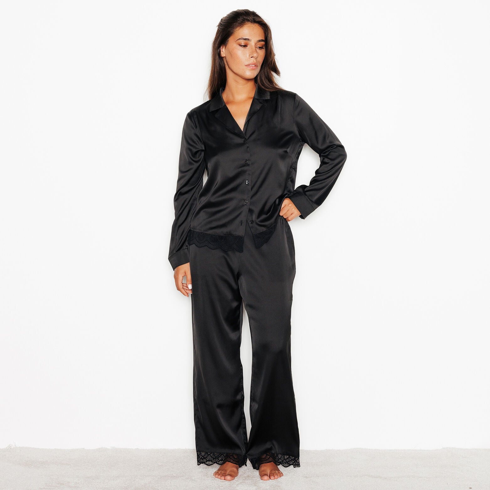 INOUIE PANTALON NOIR