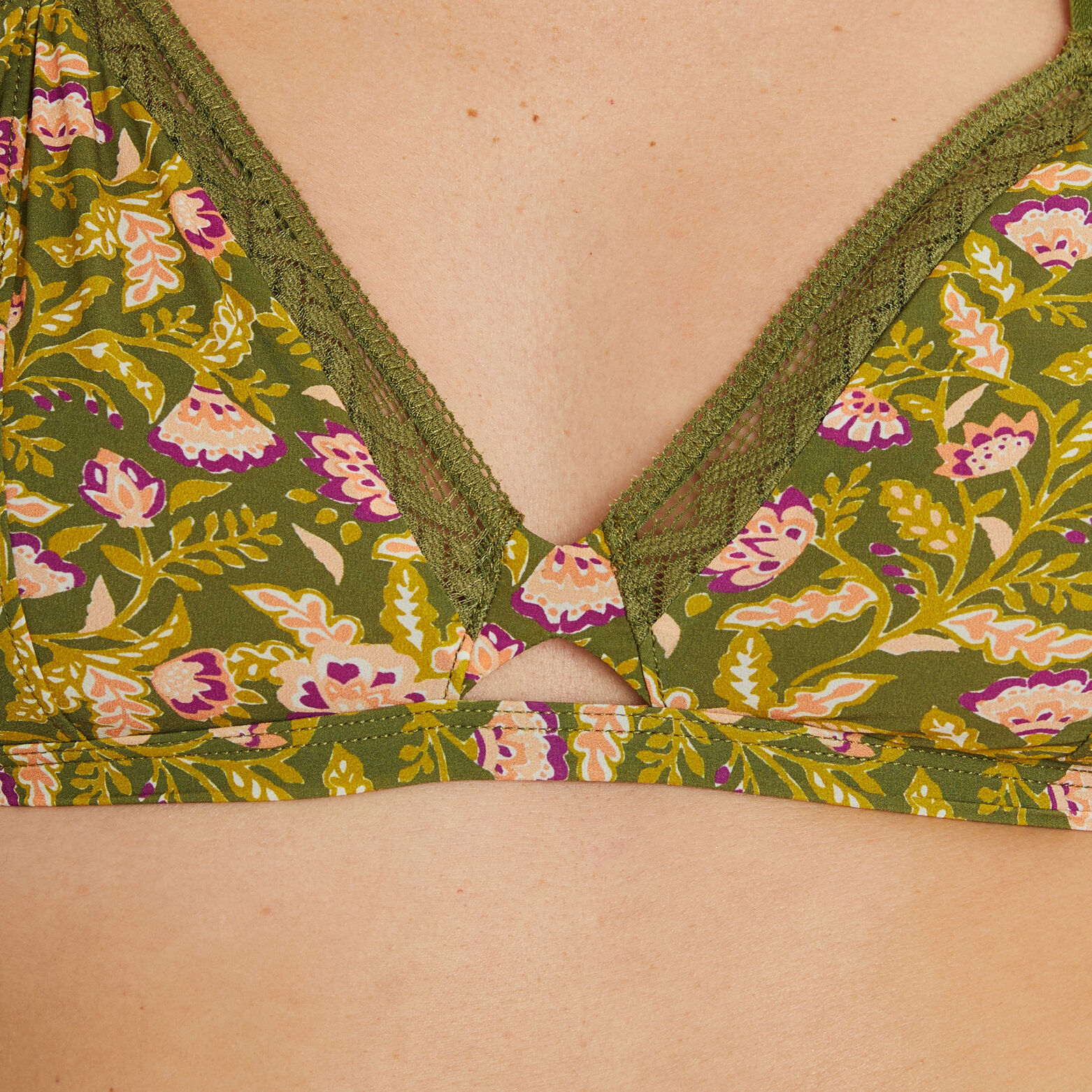 FESTIVAL SOUTIEN-GORGE SANS ARMATURES  MULTICO VERT