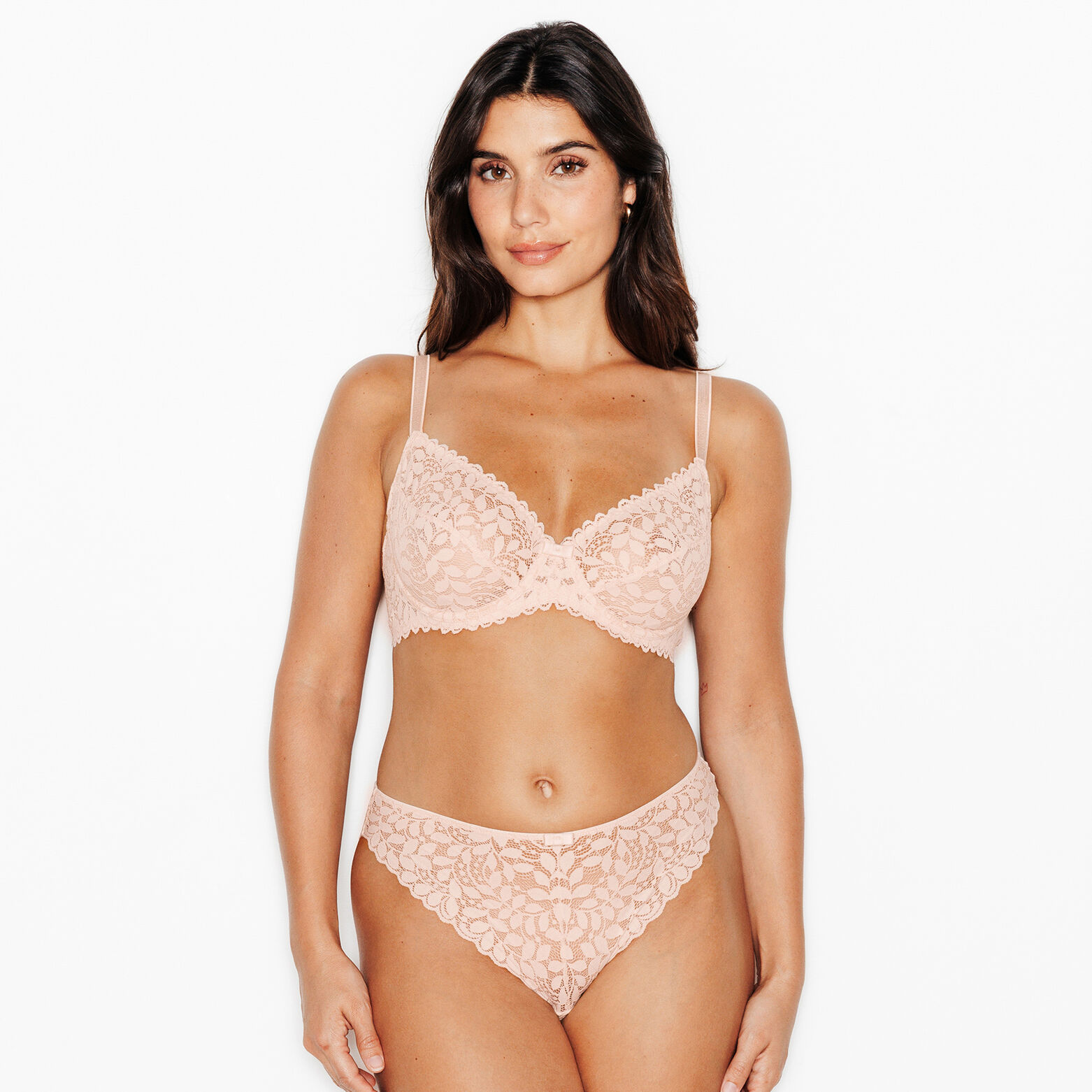 SUBLIME SOUTIEN-GORGE EMBOITANT DENTELLE POUDRE