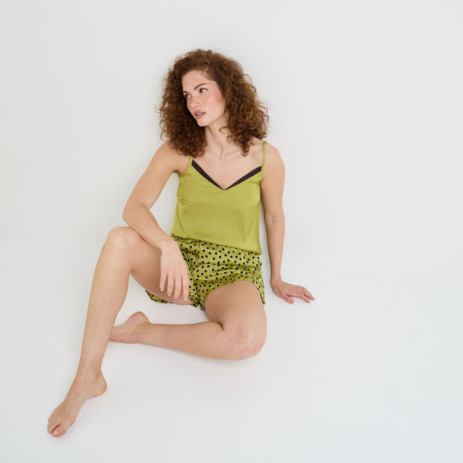 HALLY Top satin VERT