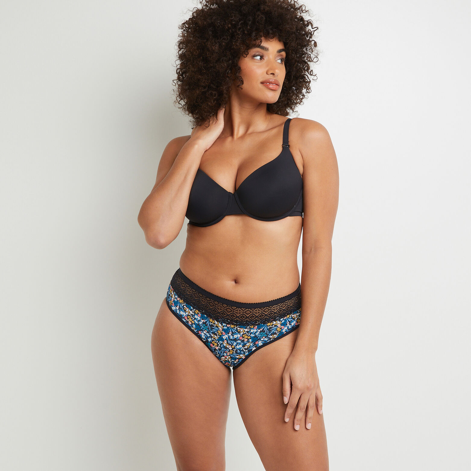 BIZZ SHORTY MENSTRUEL FLUX ABONDANT MULTICO NOIR