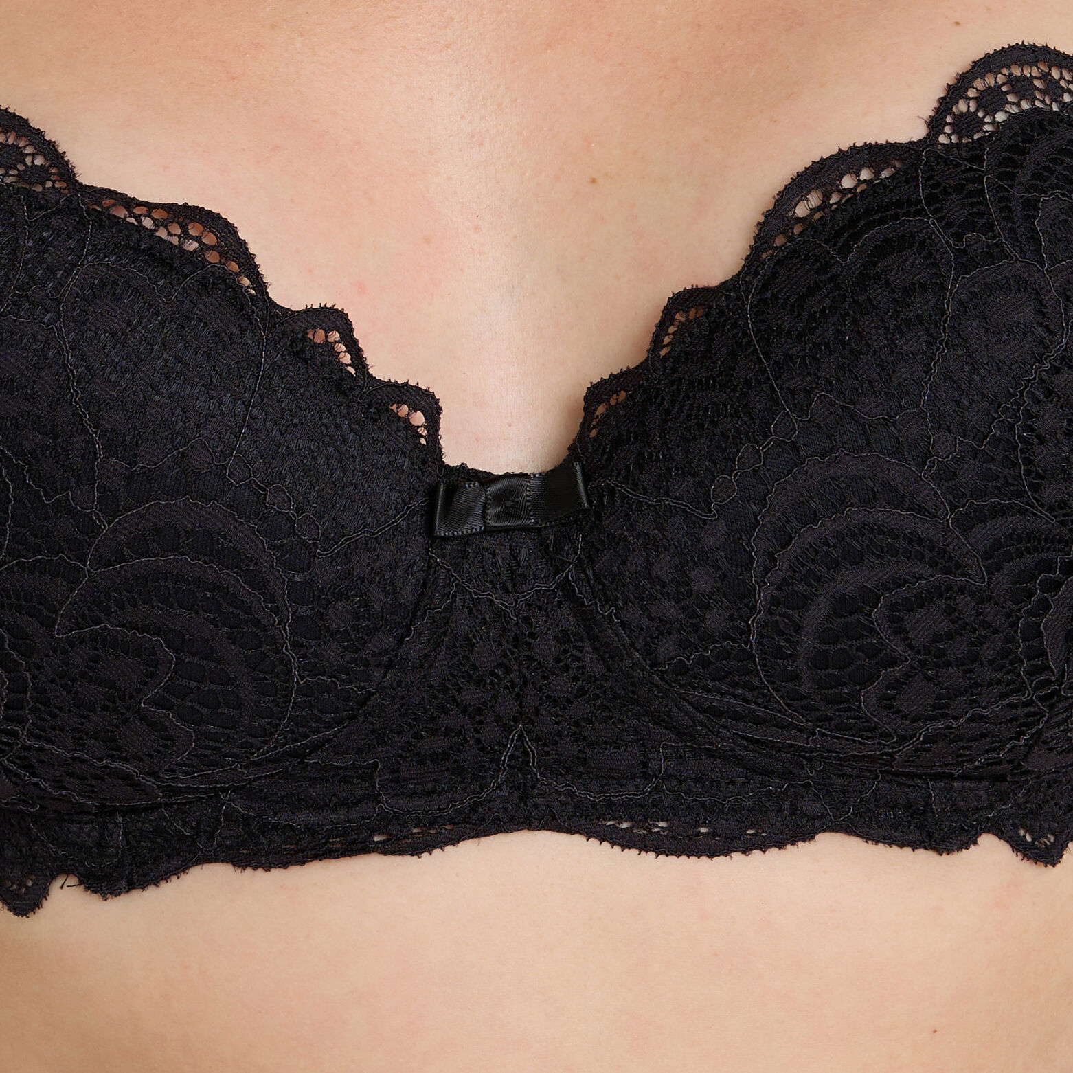 DENTELLE SOUTIEN-GORGE POST OPERATOIRE NOIR
