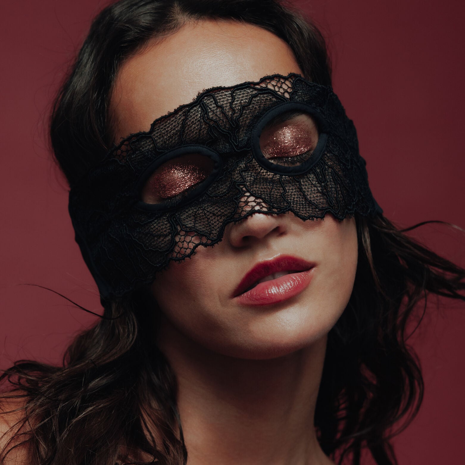 CORYS MASQUE DENTELLE NOIR