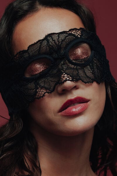 MASQUE DENTELLE NOIR