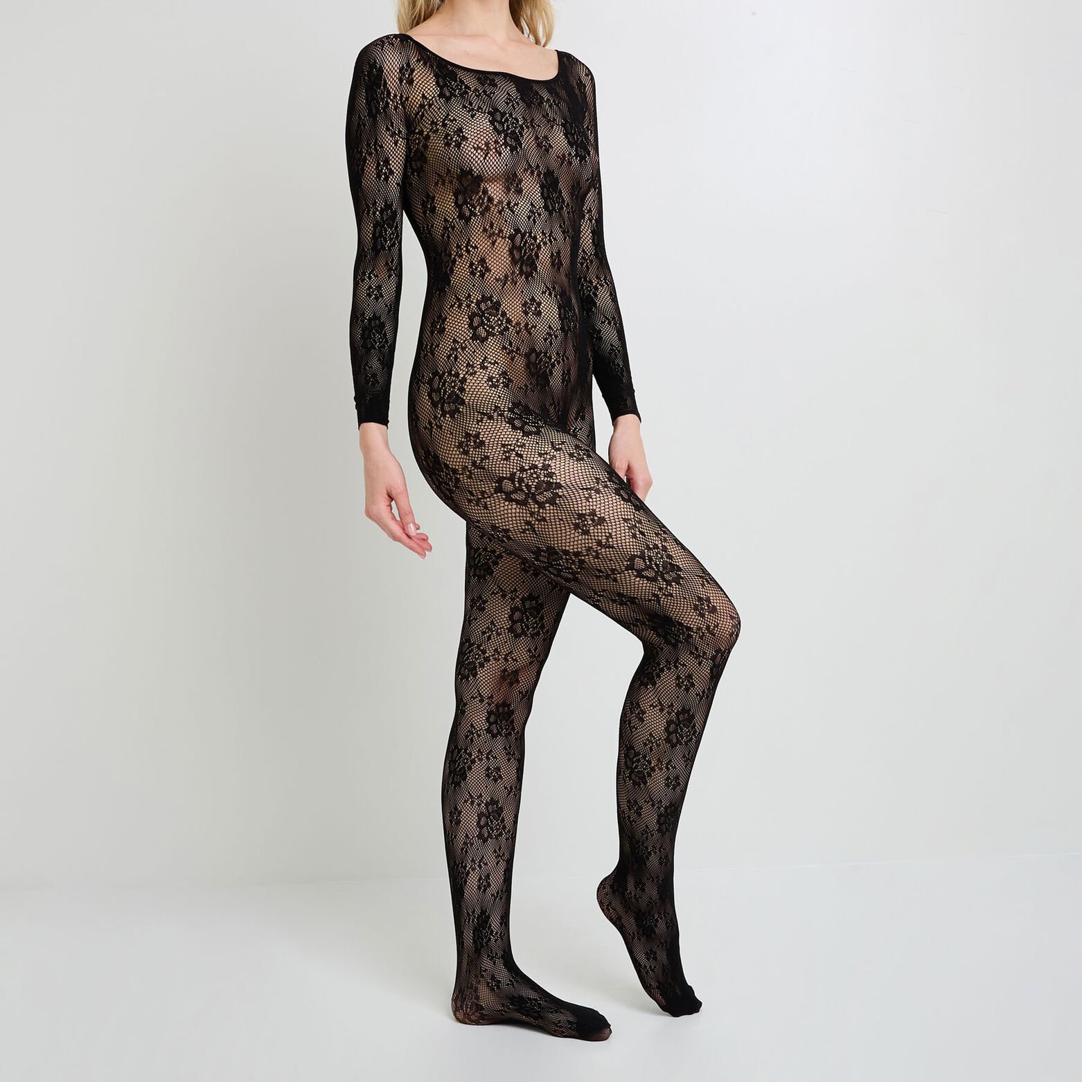 MAGNIFIQUE COMBINAISON DENTELLE NOIR