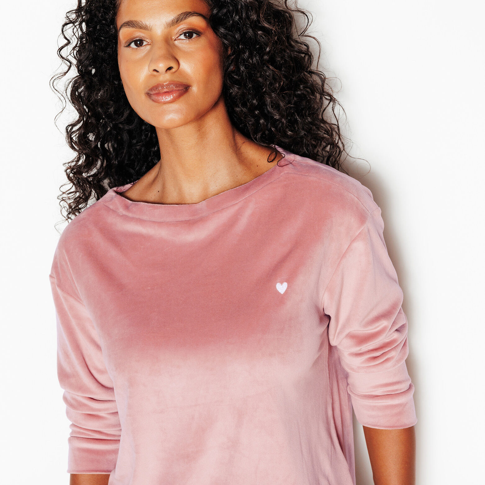 FLUFFY TEE-SHIRT MANCHES LONGUES VELOURS ROSE