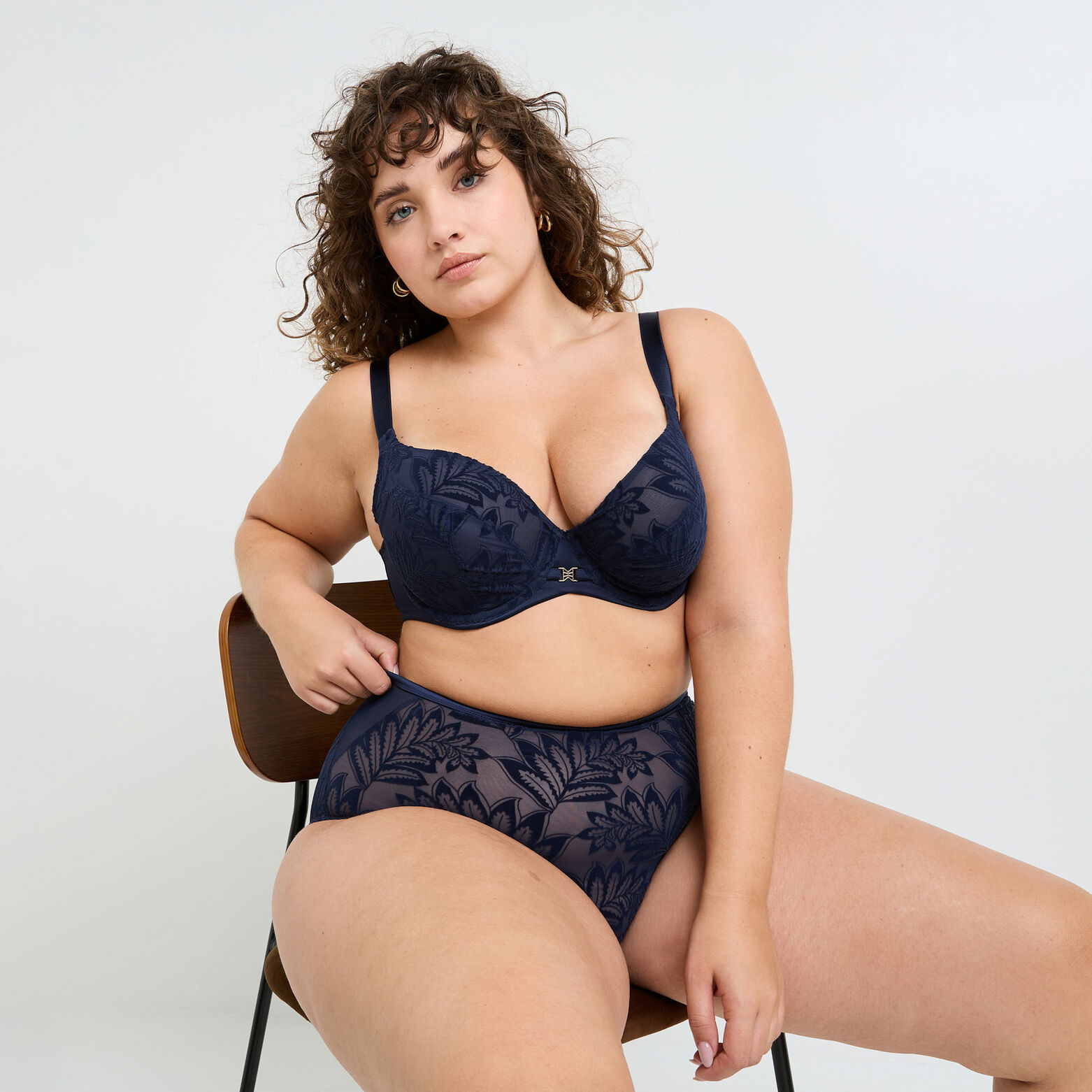 FANTINE SOUTIEN-GORGE EMBOITANT GRANDE TAILLE MARINE