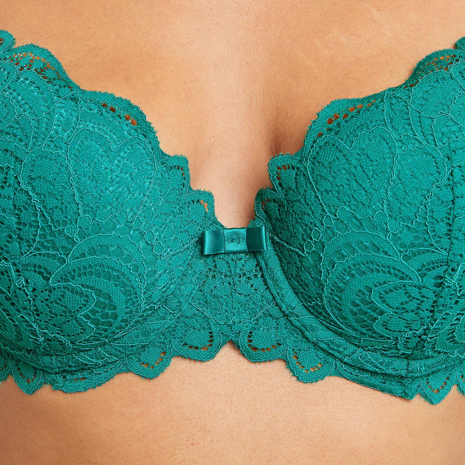 DENTELLE SOUTIEN-GORGE AMPLI EMBOITANT VERT