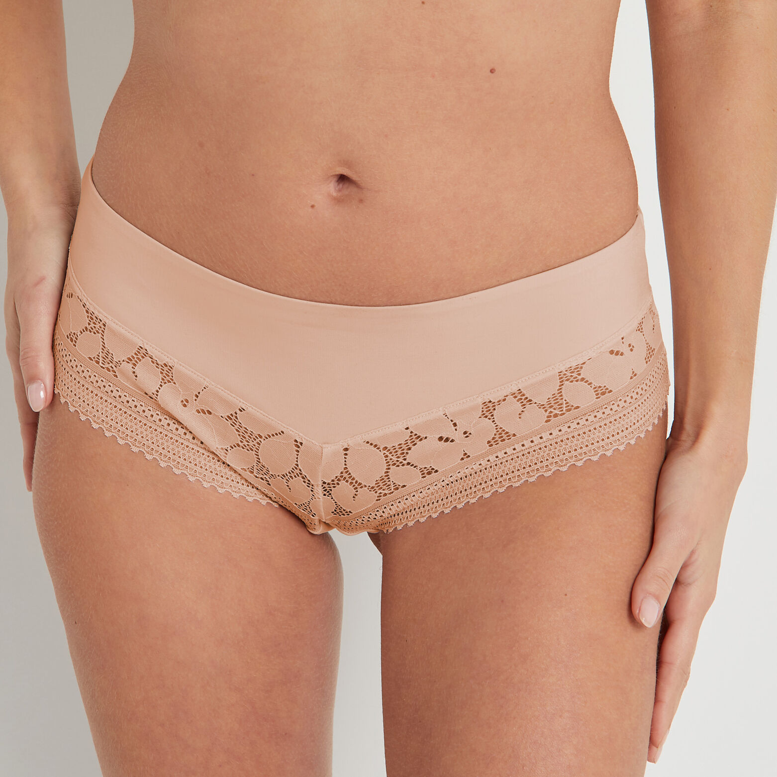 VICKY SHORTY POUDRE