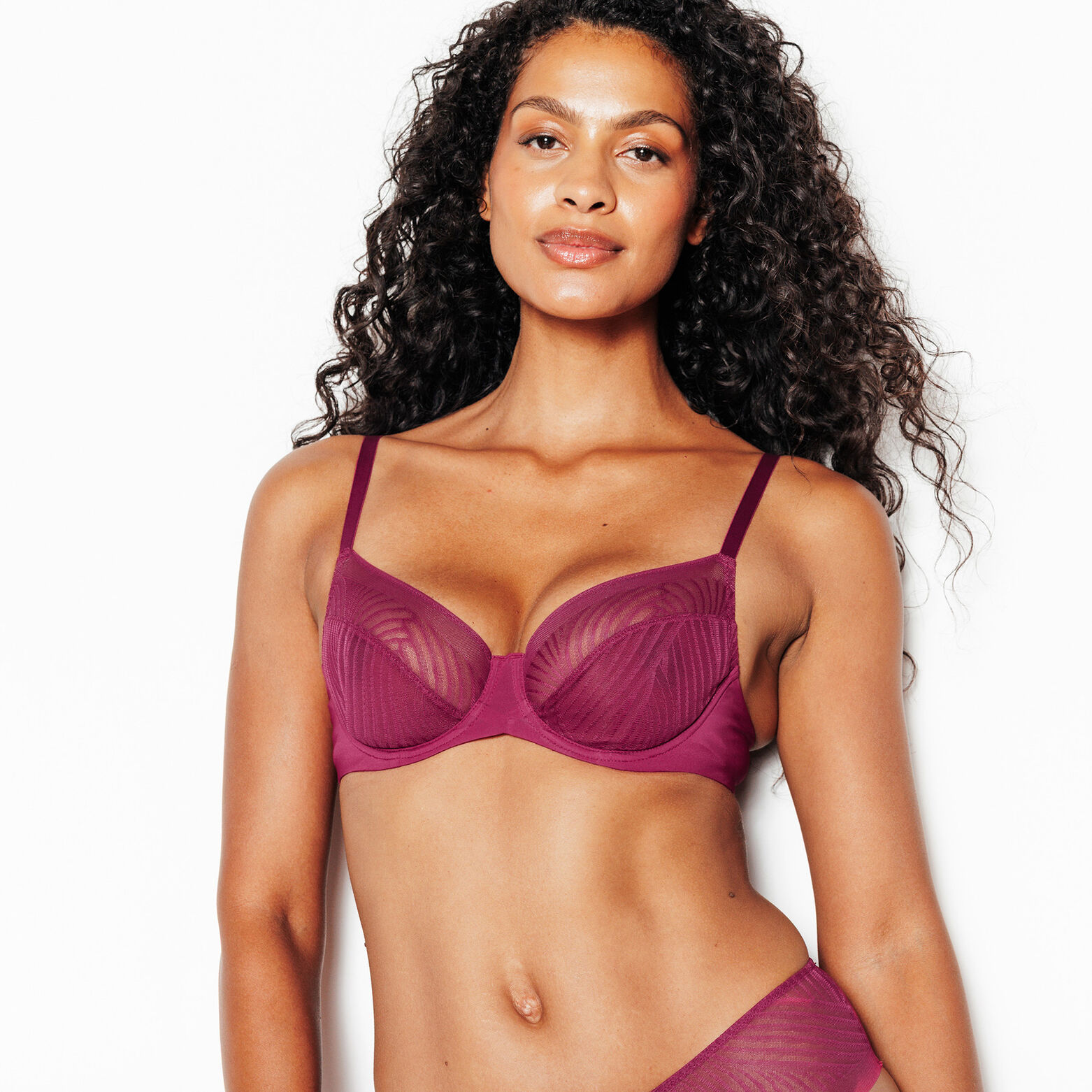 JANICE SOUTIEN-GORGE EMBOITANT DENTELLE VIOLET