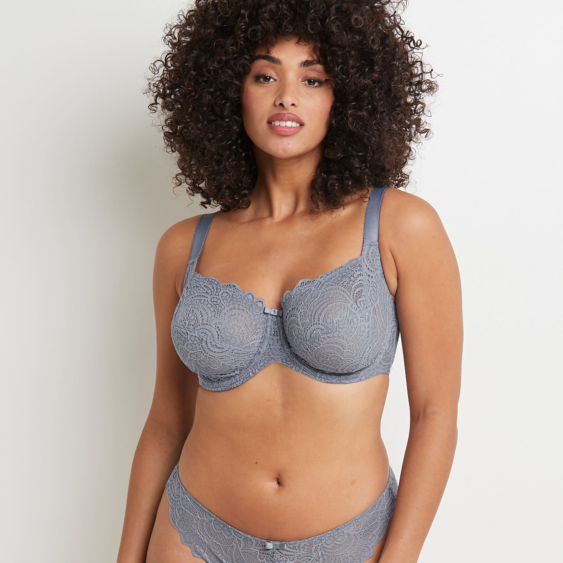 Soutien Gorge taille 90E RougeGorge