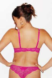 INOUIE SOUTIEN-GORGE EMBOITANT ROSE