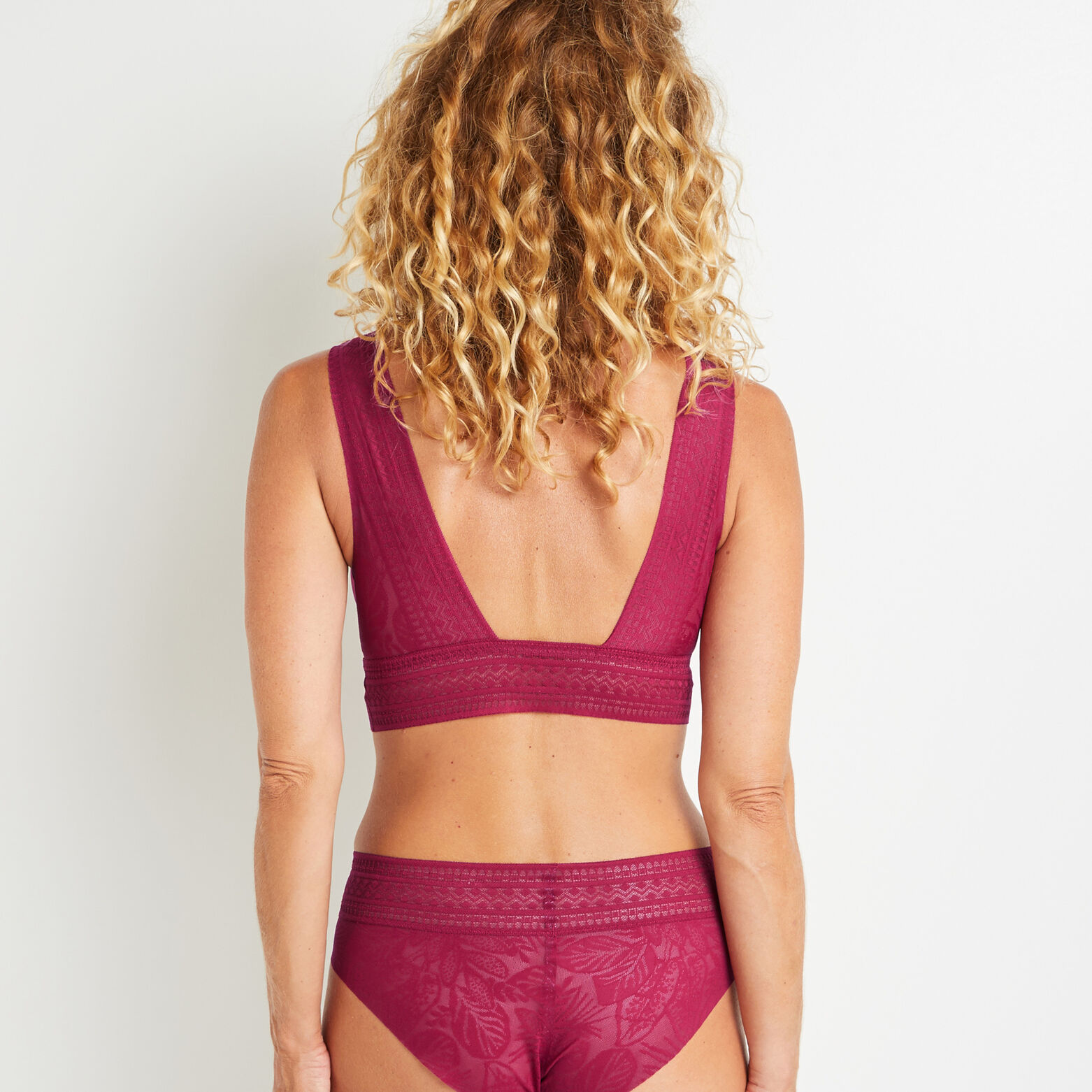 ALOA SOUTIEN-GORGE SANS ARMATURE FOULARD ROUGE