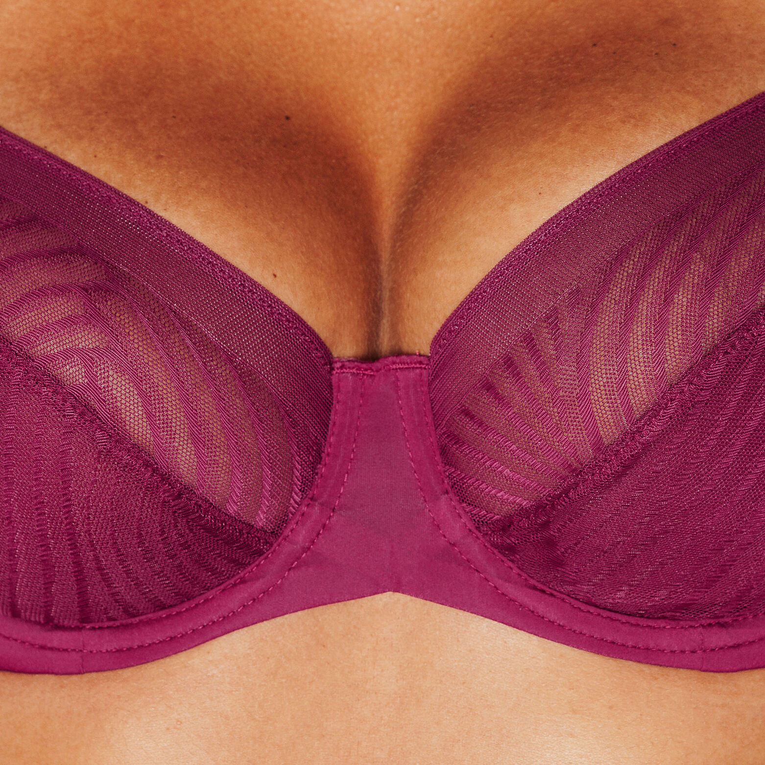 JANICE SOUTIEN-GORGE EMBOITANT DENTELLE VIOLET
