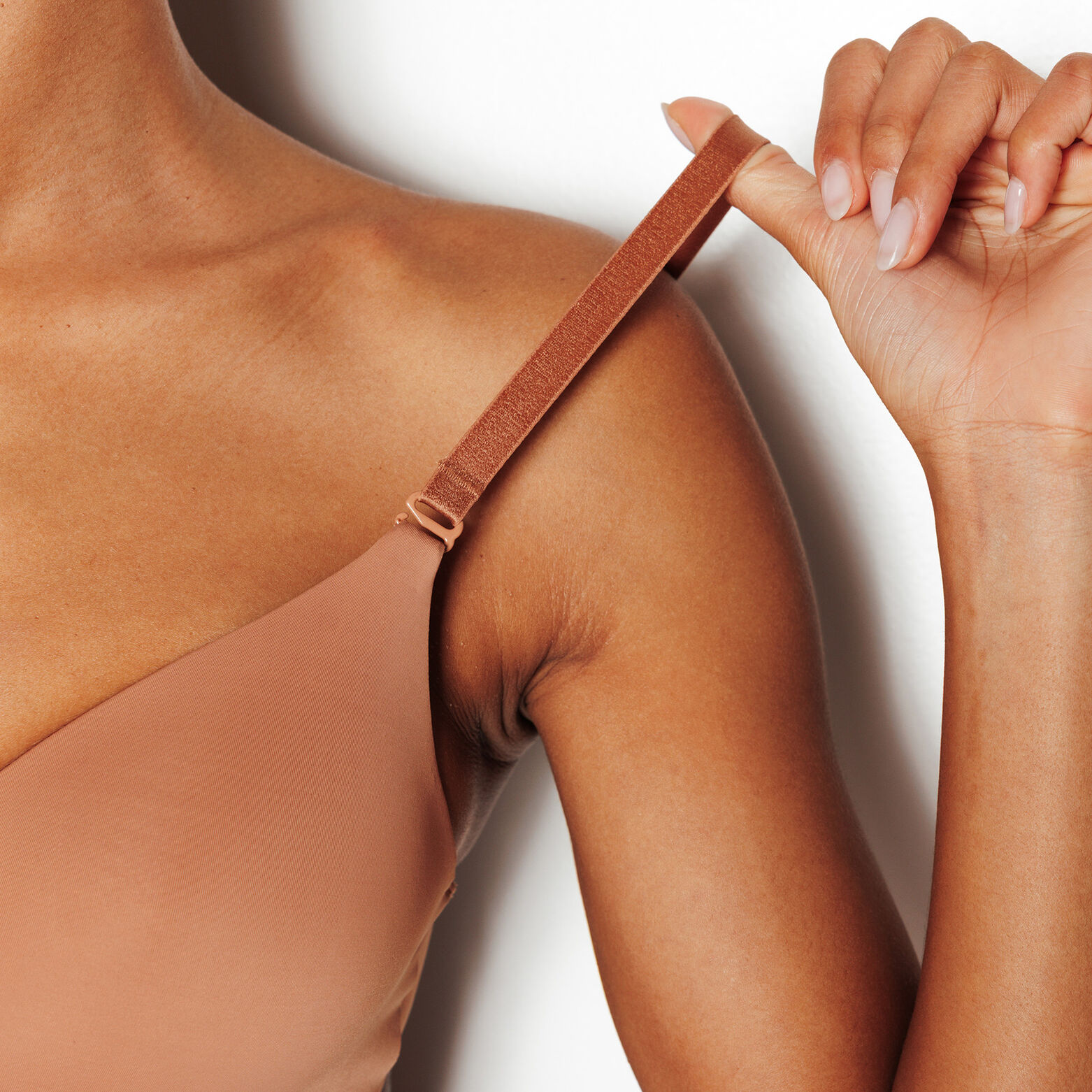 PERFECT SOUTIEN-GORGE SANS ARMATURES AMPLI MICROFI PEAU BRONZEE