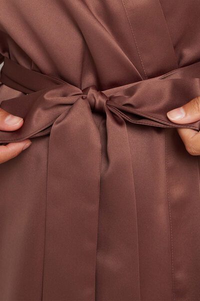 DESHABILLE SATIN NOIR/GRENAT