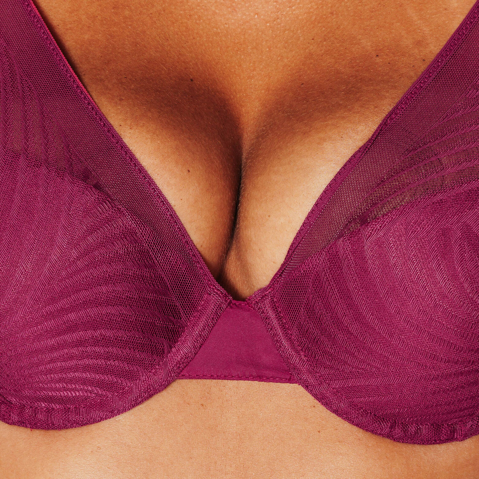 JANICE SOUTIEN-GORGE AMPLIFORME DENTELLE VIOLET