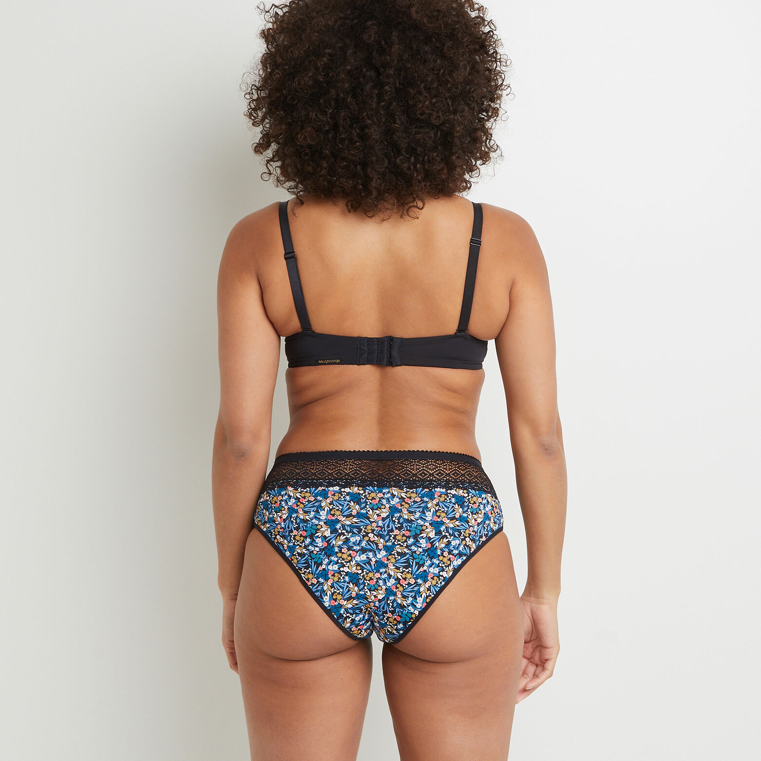 BIZZ SHORTY MENSTRUEL FLUX ABONDANT MULTICO NOIR