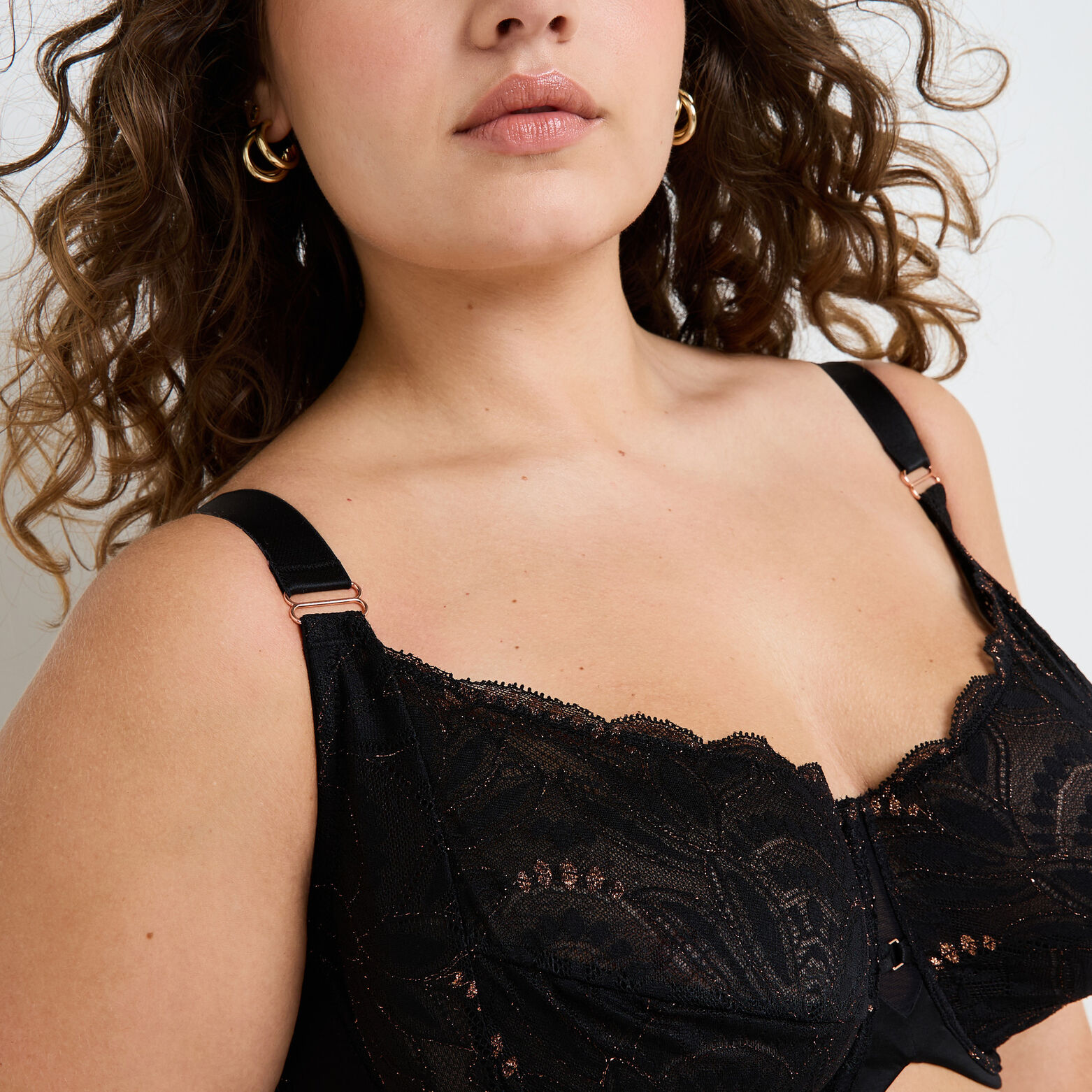 HESTER SOUTIEN-GORGE DENTELLE NOIR