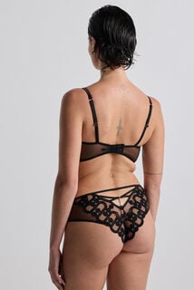 AGNES SHORTY NOIR