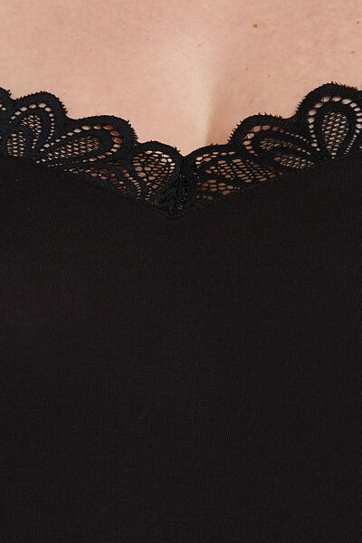 SYARA TOP NOIR