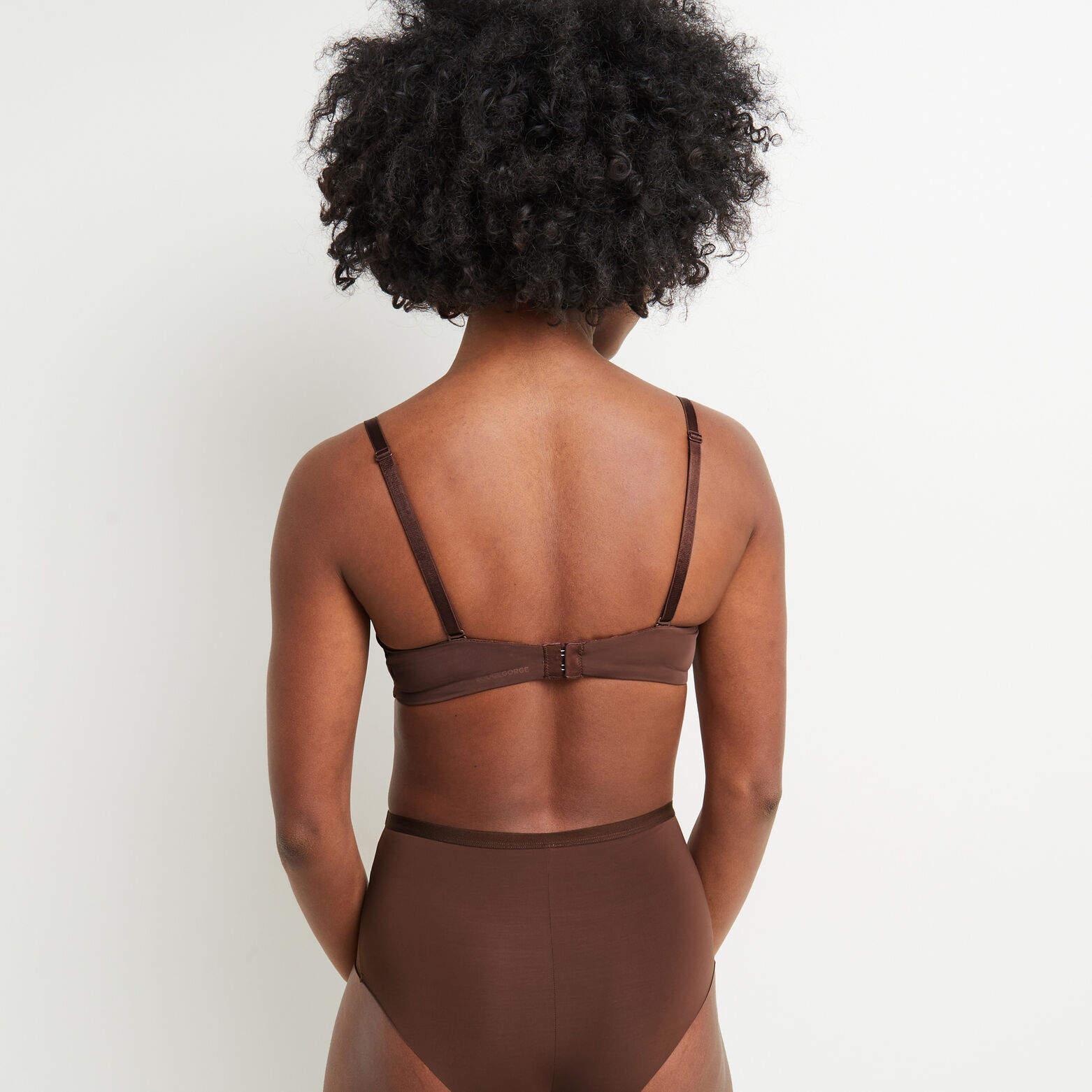 PERFECT SOUTIEN-GORGE SANS ARMATURES MICROFIBRE MARRON