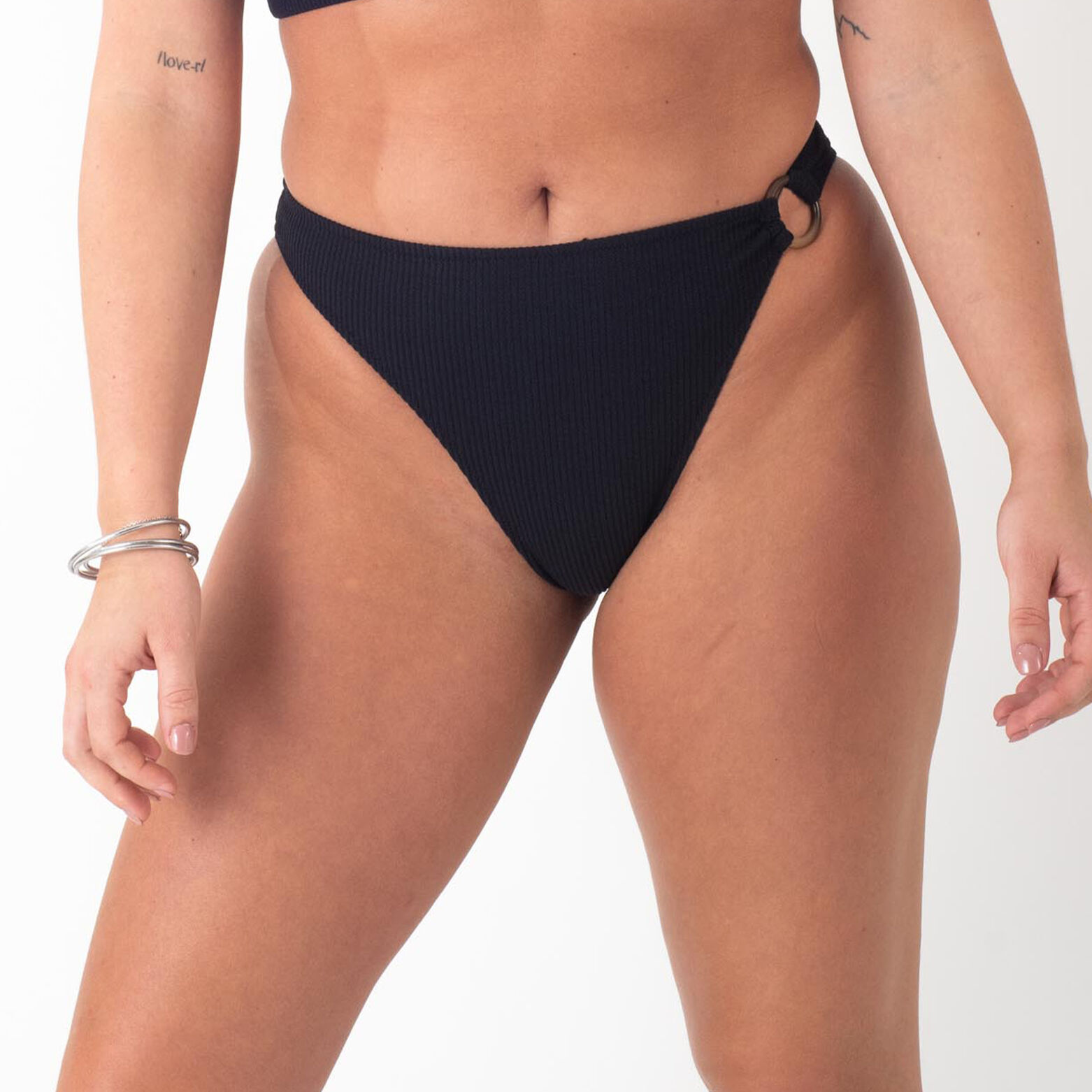 GALON SLIP MAILLE GAUFREE DETAIL ANNEAU NOIR