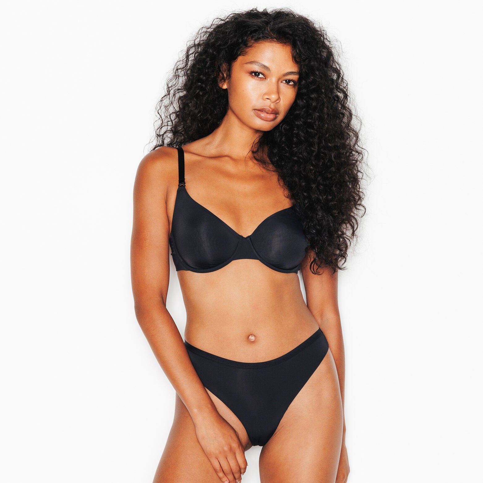 PERFECT SOUTIEN-GORGE EMBOITANT MICROFIBRE NOIR