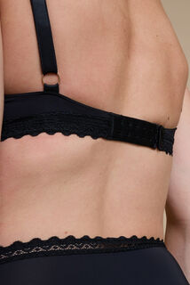 DOUCE SOUTIEN-GORGE ALLAITEMENT SANS ARMATURES NOIR