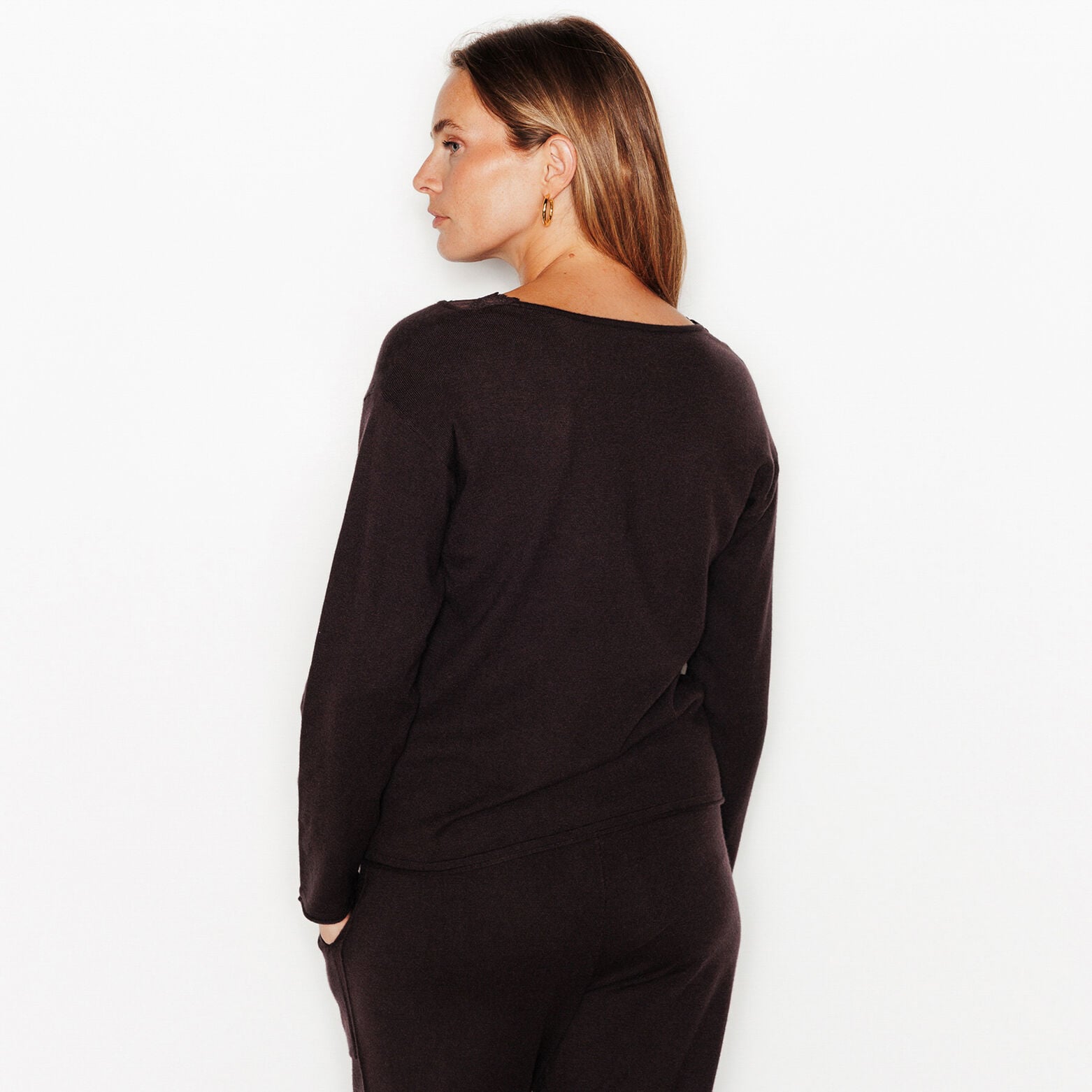 JOLIANE PULL AVEC DENTELLE MARRON