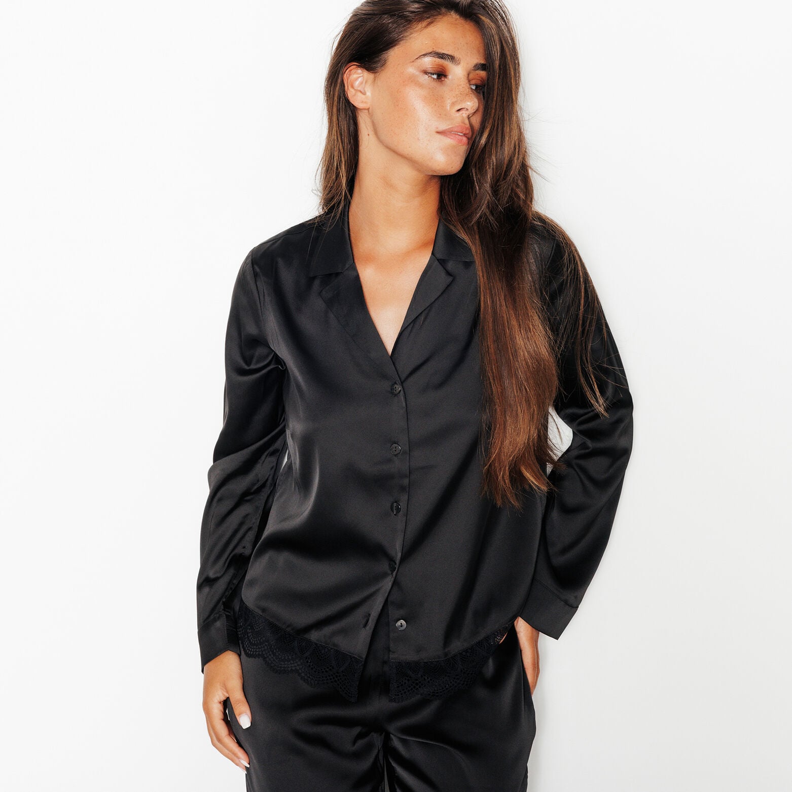 INOUIE CHEMISE NOIR